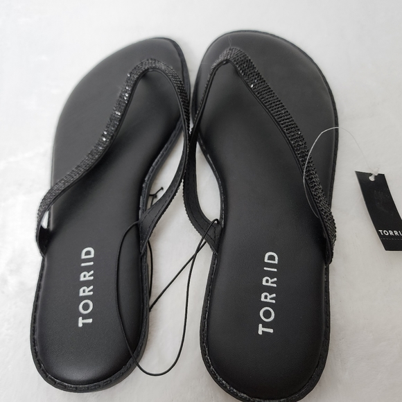 Torrid Flip Flops Black with Rhinestones Women's Size 6WW Sandals NWT - Picture 10 of 10